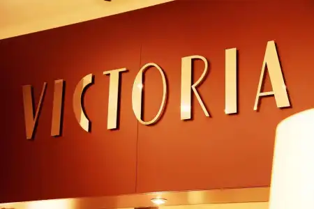 Victoria - 26