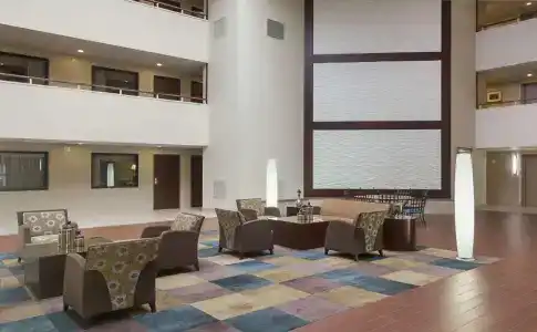 Quality Suites Lansing West - 21