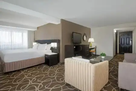 Crowne Plaza Kitchener-Waterloo by IHG - 81