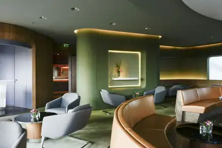 Bayerischer Hof - 33