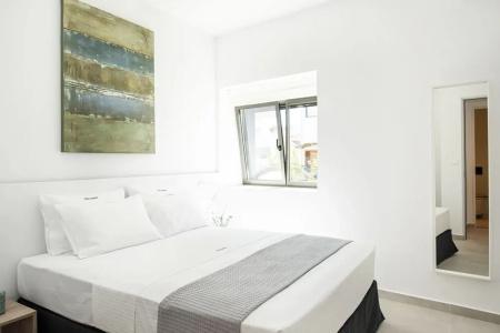Cozy Corner Luxury Apartments - 1