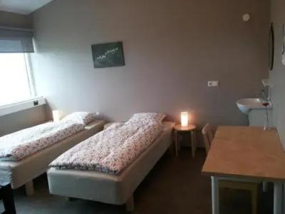 Guesthouse Reynir - 1