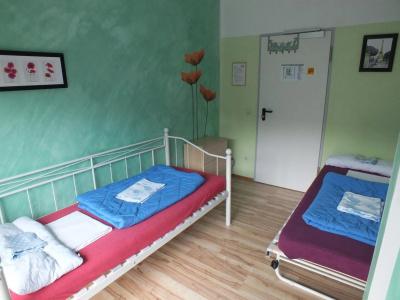 Max Hostel - 34