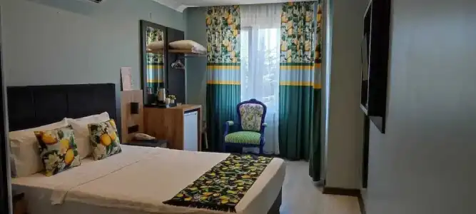 Roy Otel Akçay - 93