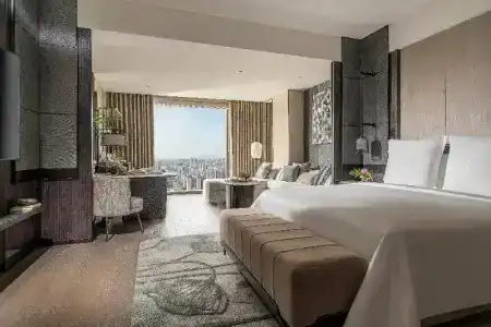 Four Seasons At Centre - 90