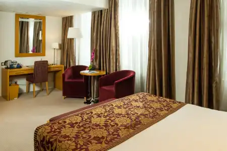 The Park City Grand Plaza Kensington - 36