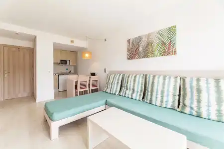 Palm Garden Apartments - 39