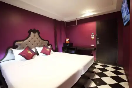 Violet Tower at Khaosan Palace - 47