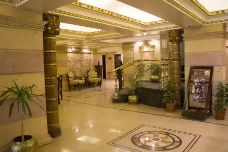 Zayed & Restaurant - 39