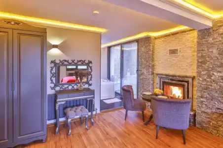 Agva Pieria Luxury +16 - 65