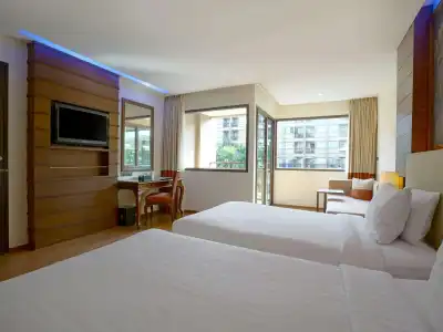 Novotel Phuket Vintage Park Resort - 2