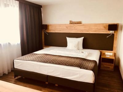 Neo Linde Esslingen - 17