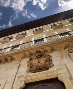 Palacio Guendulain - 14