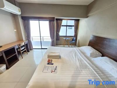 Wsotel and Serviced Apartment - 100