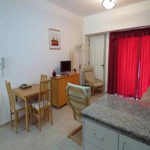 King's Holiday Apartments - 95