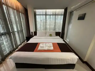 Collection O The Bangkok Airport Link Suite - 16