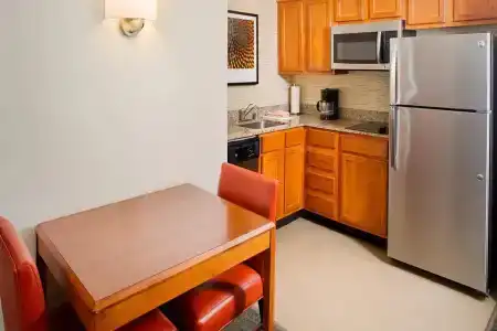 Residence Inn By Marriott Dallas Park Central - 21