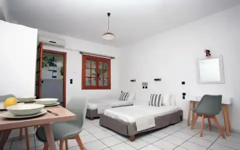 Iraklis Studios & Apartments - 152