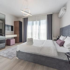 Green Hills Suites - 96