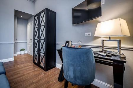 Ungherese Small Luxury - 104