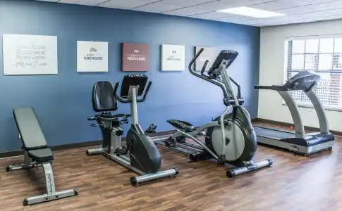 Four Points by Sheraton Raleigh Arena - 14