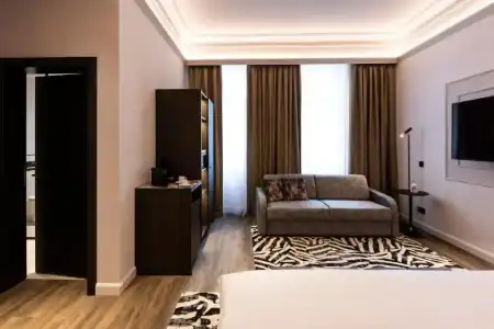 O11 Boutique - 58