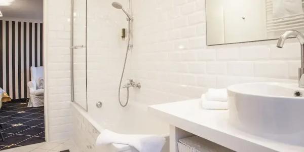 & Restaurant Sonne - 71