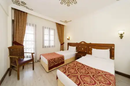Costa Bitezhan - 5