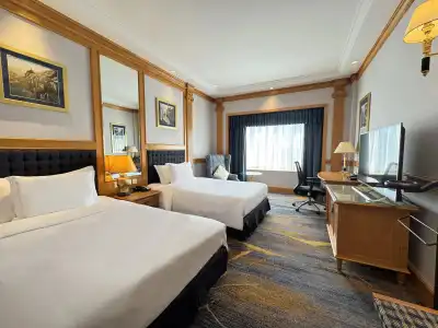 Crowne Plaza Shanghai by IHG - 5