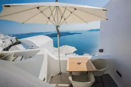 Chic Santorini - 14