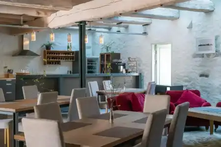 Dagen Haus Guesthouse - 18