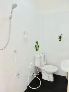 We Inn - 8