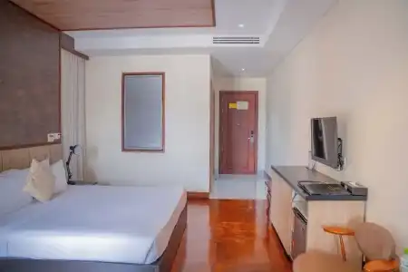 LCS & Apartment - 48
