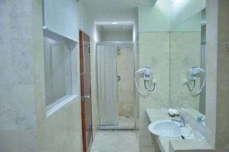 Savoy Homann - 53