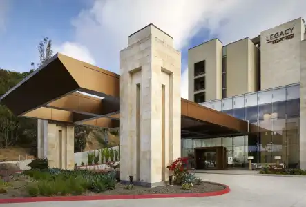 Legacy Resort & Spa - 42