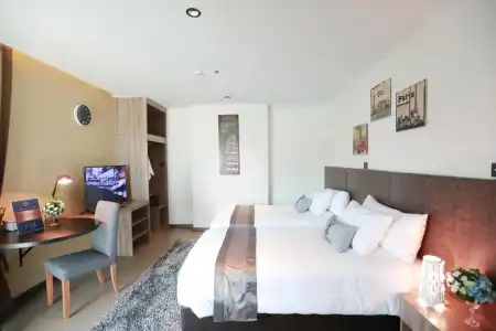 SureStay Plus by Best Western T Pattaya - 10