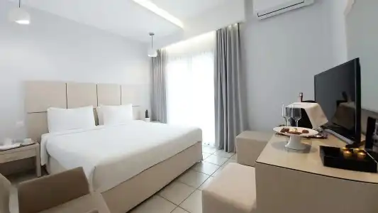 Akrogiali Exclusive - Adults Only - 70