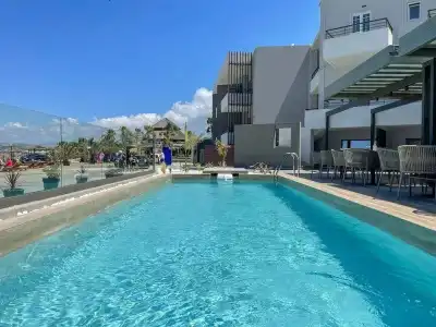 Mare Blue & Suites - 12