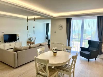 Holiday Resorts - 104