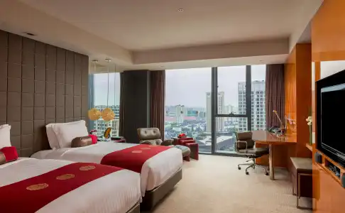 InterContinental Shanghai Expo by IHG - 3