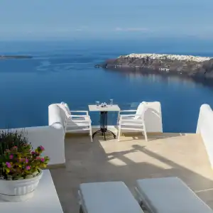Above Blue Suites - 79