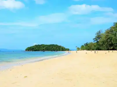 The Beach at Klong Muang - 15
