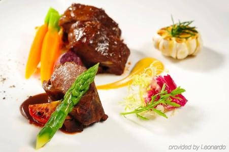 Swissotel Grand - 11