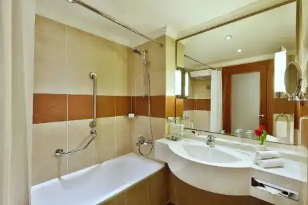 Crowne Plaza Amman by IHG - 58