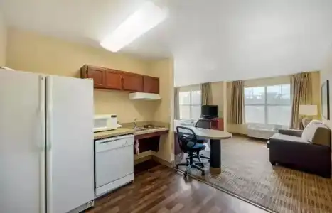 MainStay Suites Las Vegas Flamingo - 60