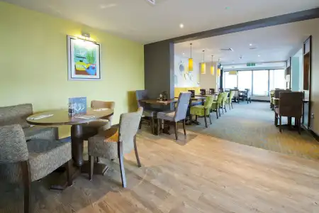 Premier Inn London Archway - 20