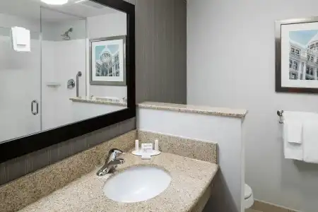 Courtyard by Marriott Austin Parmer/Tech Ridge - 18