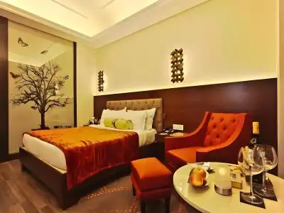 Hindusthan International - 19