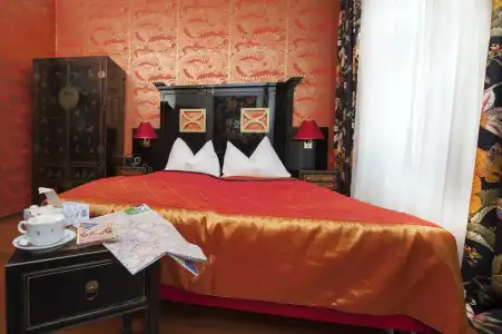 Boutique Kugel Wien - 5