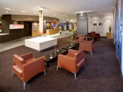 Novotel Frankfurt City - 1